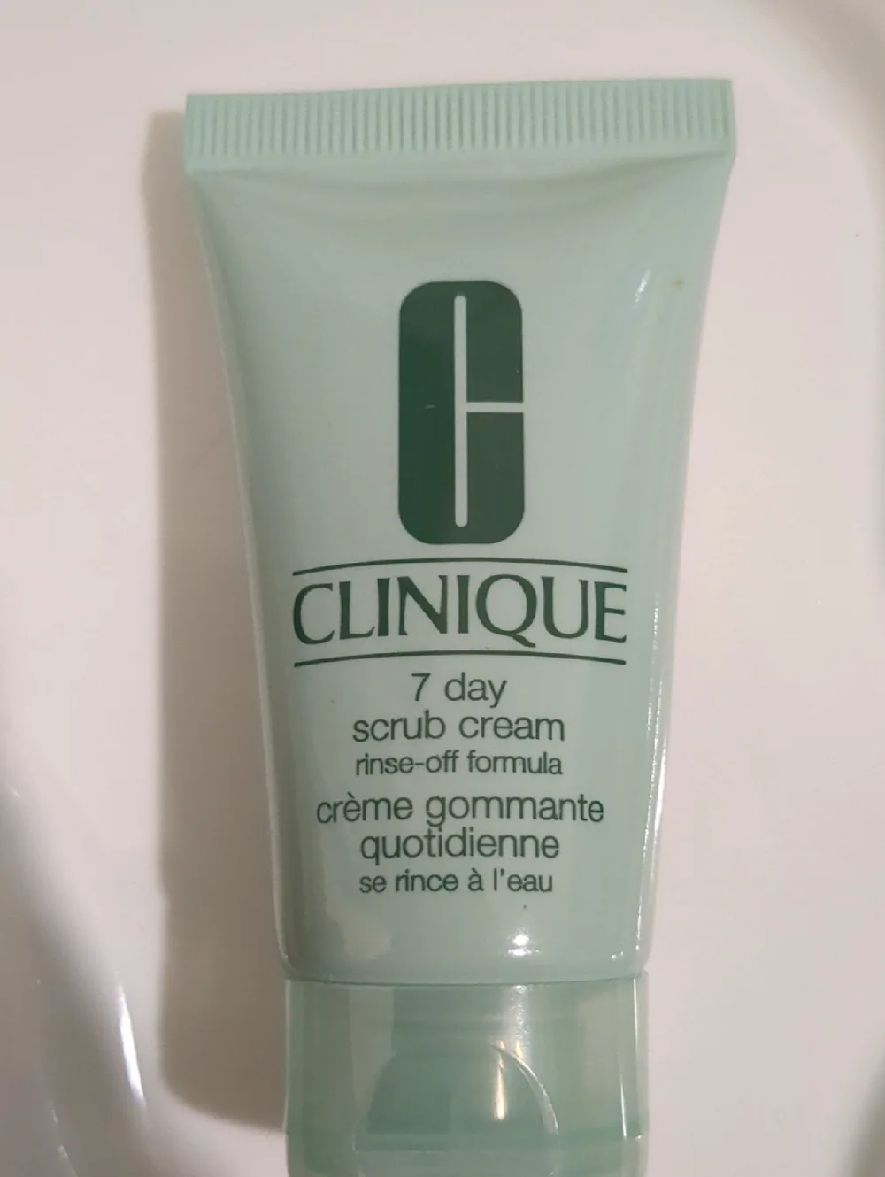 Day Scrub Cream